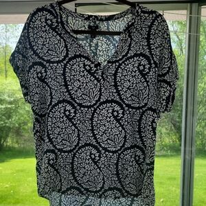 3/$12 GAP Navy and White Boxy Short Sleeve Blouse